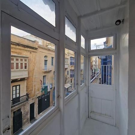 No 60, 2Nd Floor, Centrally Located, Fully Equipped Studio Apt Il-Furjana Exterior foto